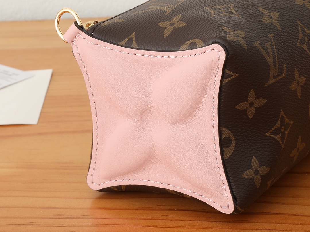 11_BLOOM POUCH_M11303