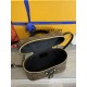 15_VANITY CHAIN POUCH_M47125